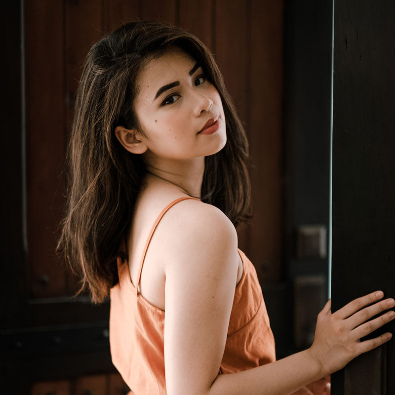 BASIC AND LAID BACK: Axa