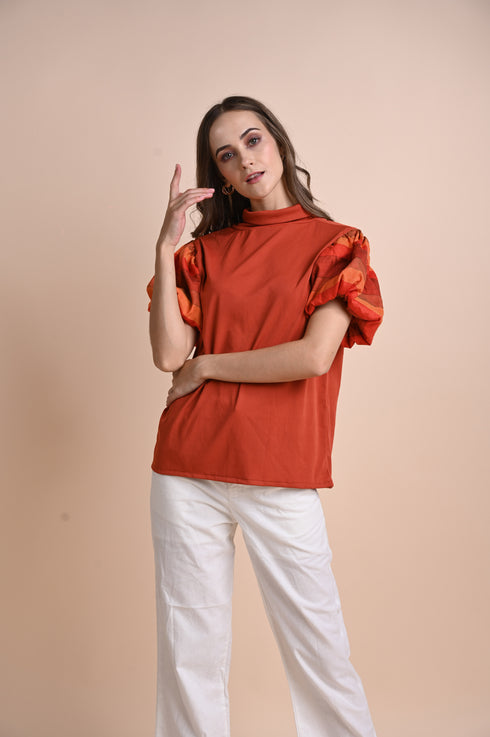 CHICKS x GS: Oringao Puff-Sleeved Top