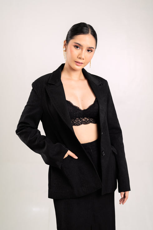 Metropolitan Series: Suit in Black