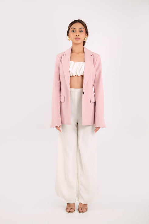 Metropolitan Series: Suit in Light Pink