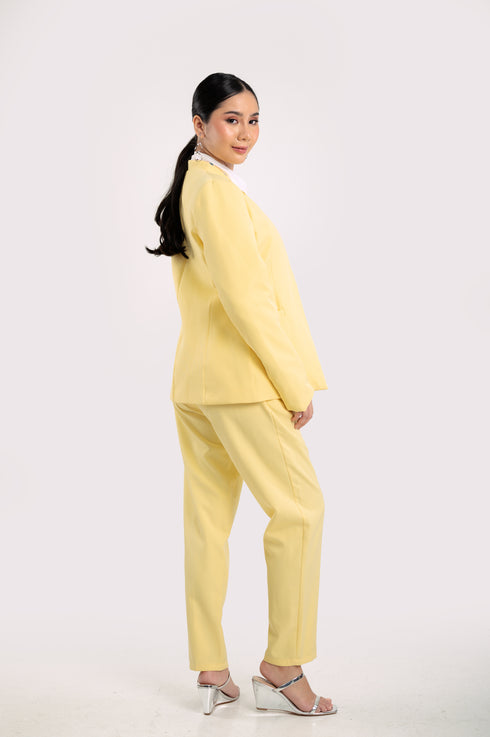 Metropolitan Series: Suit in Yellow