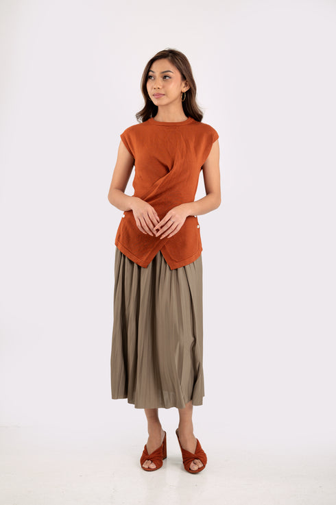 GS Holiday 2024: Crystal Pleated Skirt (022525)
