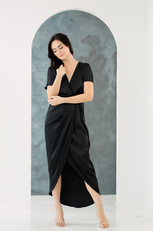 GS Party: Johanna Silk Dress with Sleeves