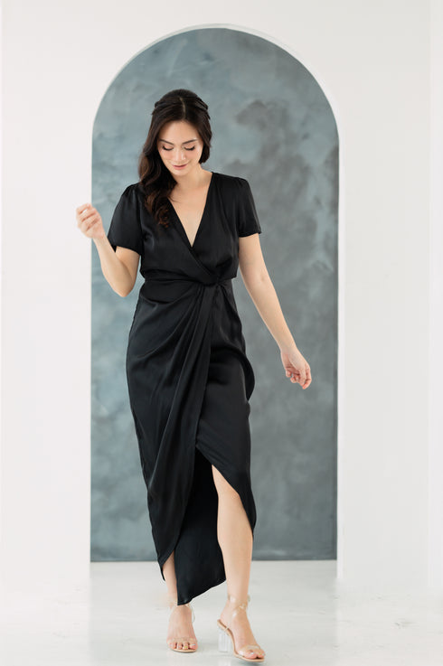 GS Party: Johanna Silk Dress with Sleeves