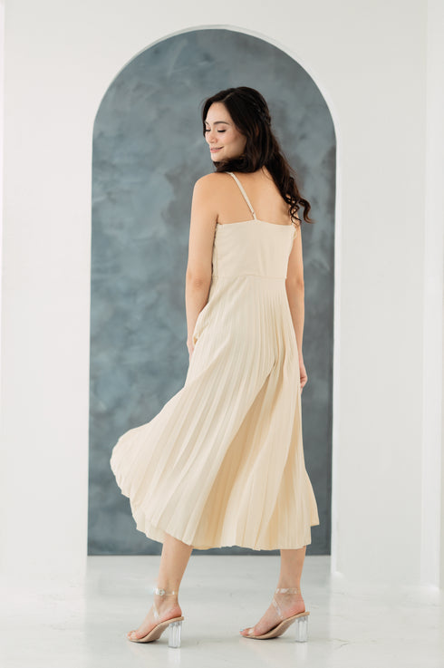 GS Party: Kenny Pleated Spaghetti Dress