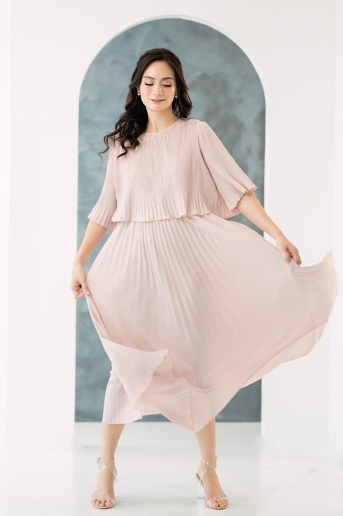 GS Party: Dianelle Flared Sleeve Pleated Dress