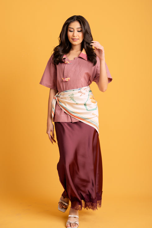 MNL EMGEE by Get Spotted: Vina Lilac Top with Hablon Accent