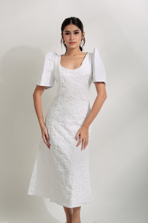 Maud London x Get Spotted: Ressa in White Premium Fabric