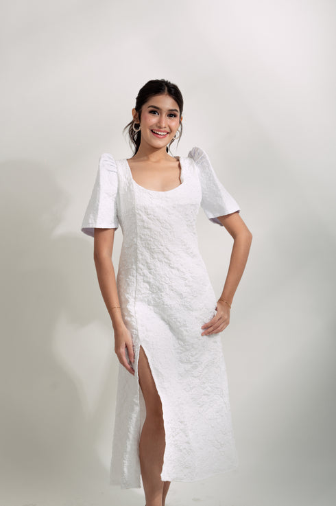 Maud London x Get Spotted: Ressa in White Premium Fabric