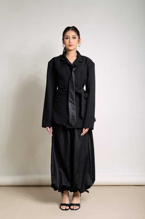 Pre-Holiday 2025: Reese Blazer