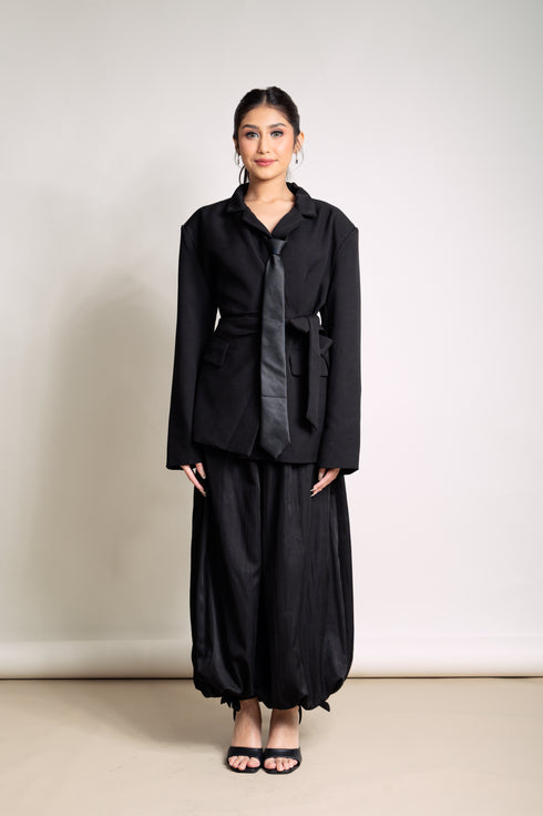 Pre-Holiday 2025: Reese Blazer