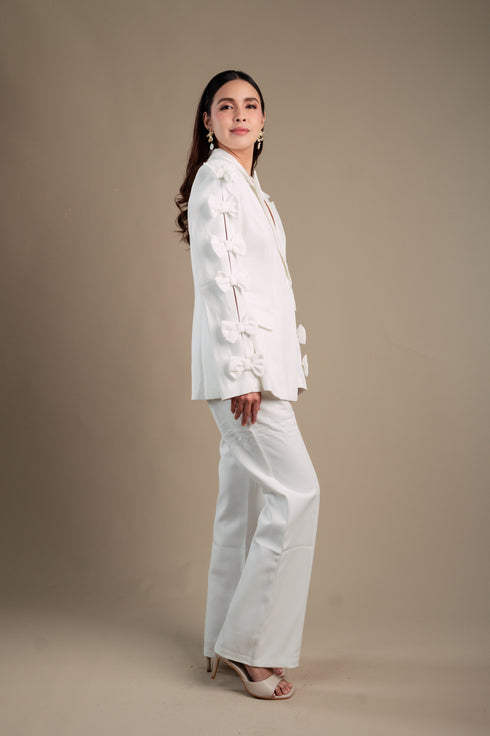 Pre-Holiday 2025: Frosted Glow Set