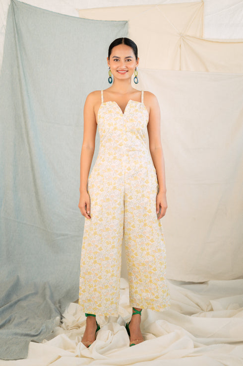 Beauty Gonzalez x GS: A Maharani's Dream in Floral Fabric