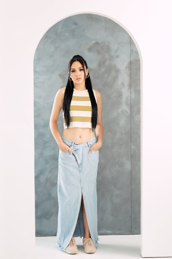 GS Gen Z: Stylish Denim Maxi Skirt