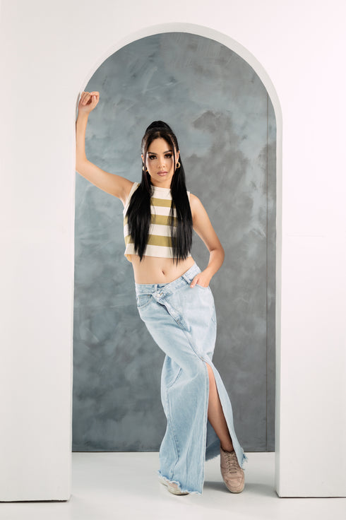 GS Gen Z: Stylish Denim Maxi Skirt