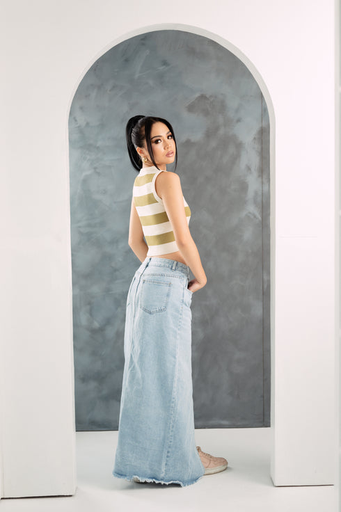 GS Gen Z: Stylish Denim Maxi Skirt