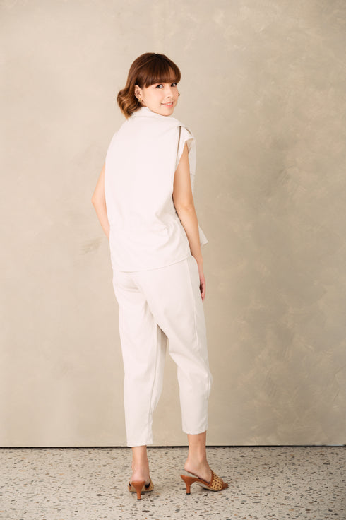 GS Basics 2: Eloise Top and Pants Set