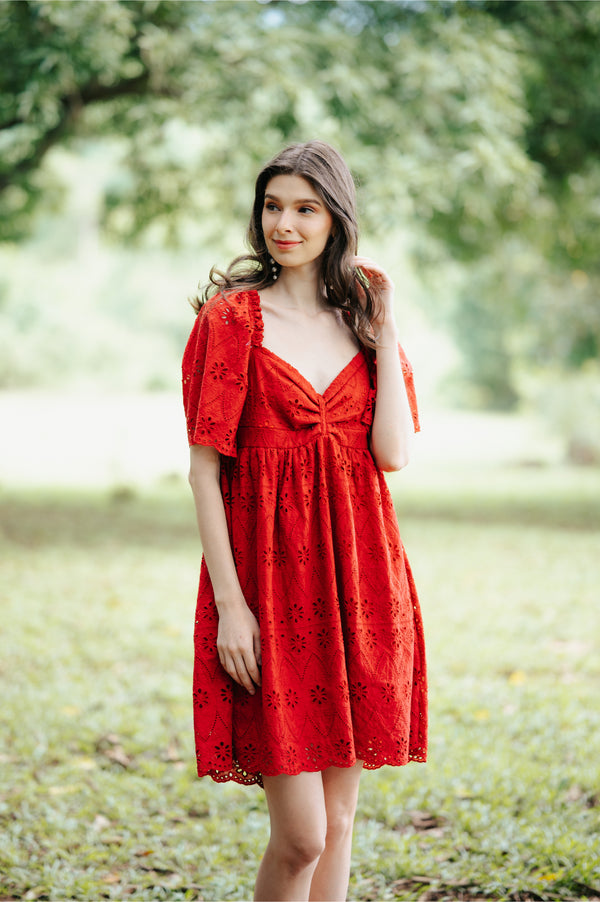 GET SPOTTED SHOP STOCKS Jenny Red: Oriana Babydoll Dress