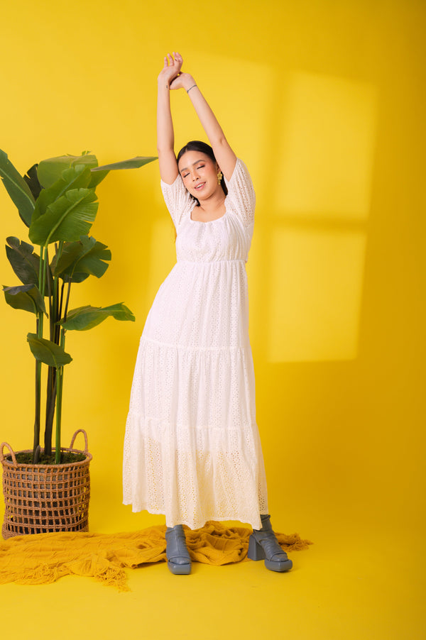 GET SPOTTED SHOP STOCKS Jenny Eyelet 3: Lara Premium Eyelet Dress