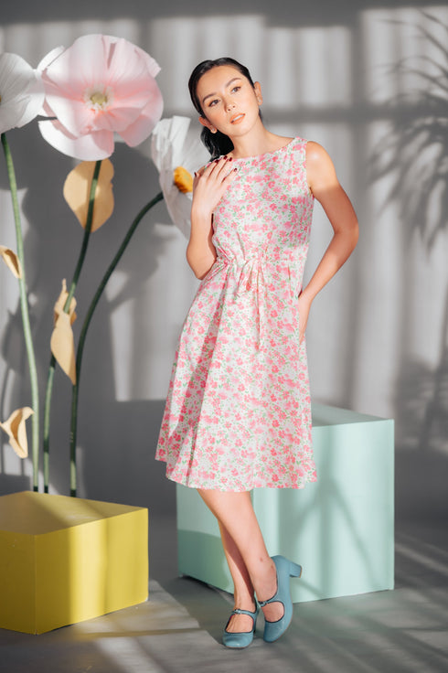 GET SPOTTED SHOP STOCKS Beauty Gonzalez x GS: Paul Bert's Smile