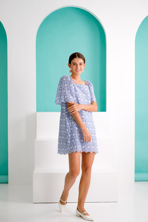 Easy Breezy: Jennifer