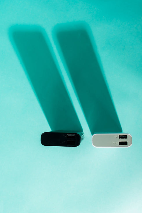 Holiday Bundle B (1 Top + Powerbank)