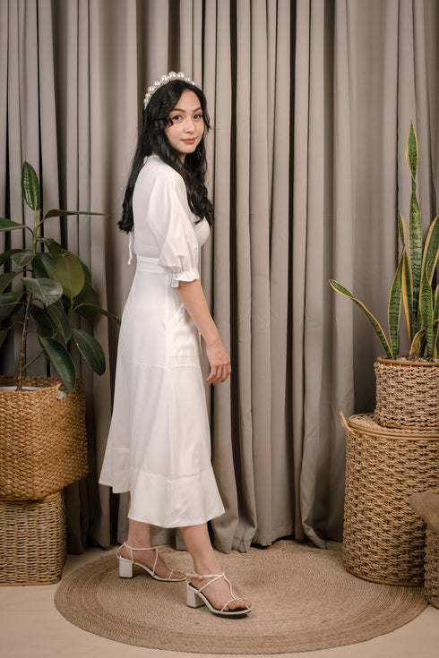 Mollie Vneck White Midi Dress w/ Bubble Sleeves