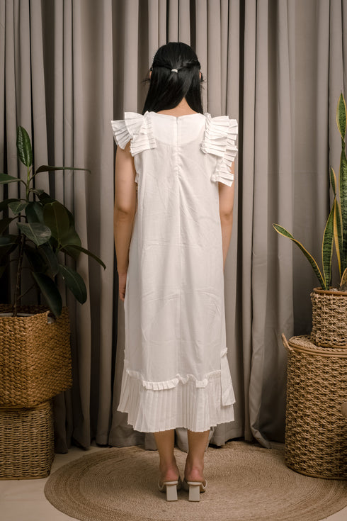 Maze Chic Pleated Dress