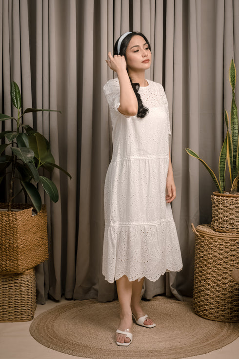 Max Lace Dress with Inner