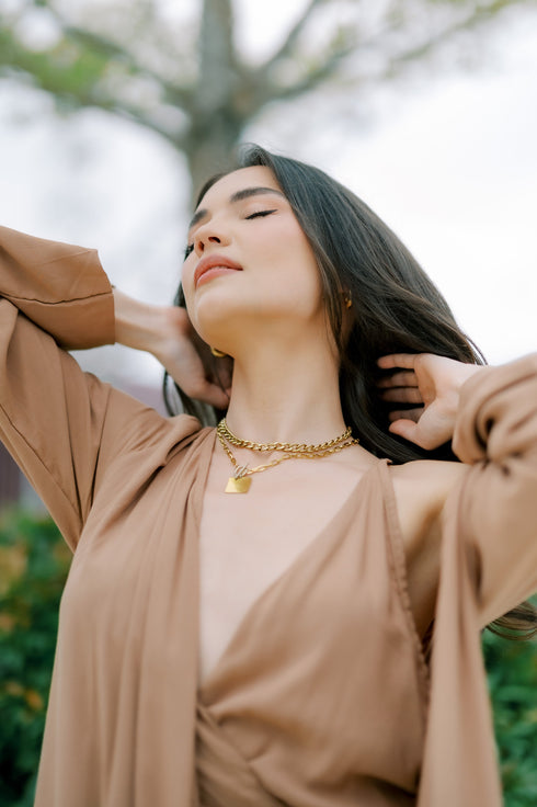 Rhian Ramos x GS: Bās Robe