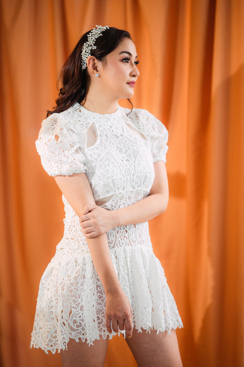 GS Pre-Holiday: Jessah Lantern Sleeves