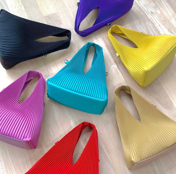 NEW: Repleat Bag Hobo Petite Edition