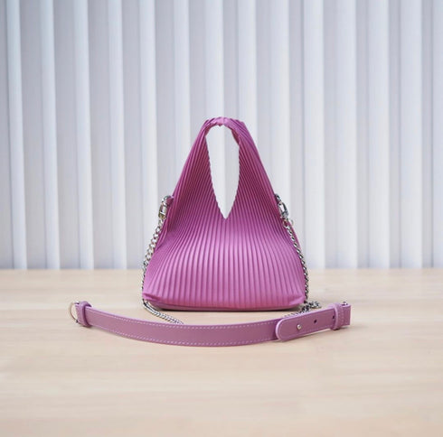 NEW: Repleat Bag Hobo Petite Edition