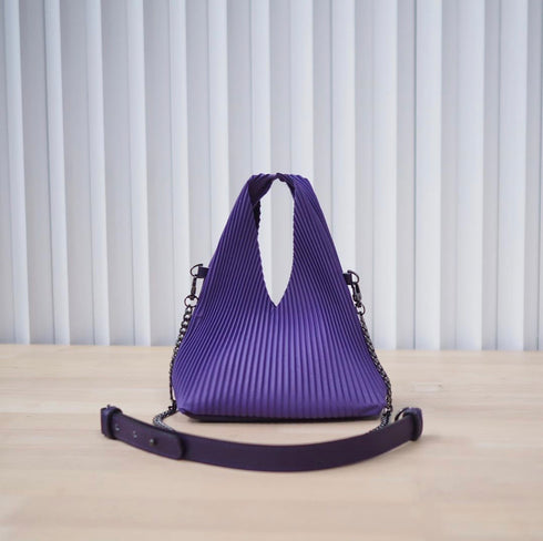 NEW: Repleat Bag Hobo Petite Edition