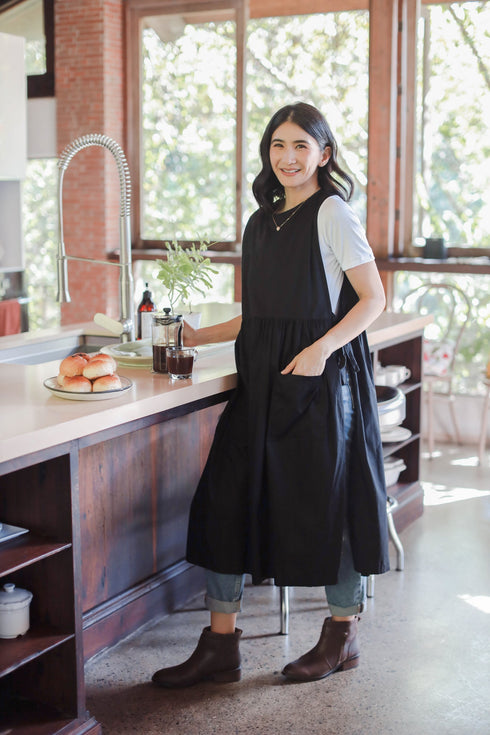 GET SPOTTED SHOP STOCKS MUM x RPB 7: Madeline 100% Cotton Multi-Purpse Size-Laso Apron Pinafore