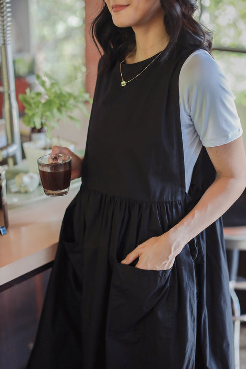 GET SPOTTED SHOP STOCKS MUM x RPB 7: Madeline 100% Cotton Multi-Purpse Size-Laso Apron Pinafore