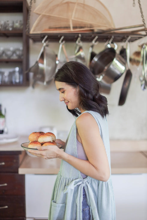 GET SPOTTED SHOP STOCKS MUM x RPB 7: Madeline Chambray Multi-Purpse Size-Laso Apron Pinafore