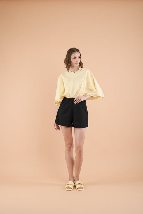 GET SPOTTED SHOP STOCKS Mix and Match Bottoms: Novia Tummy-Tucking High-waist Shorts