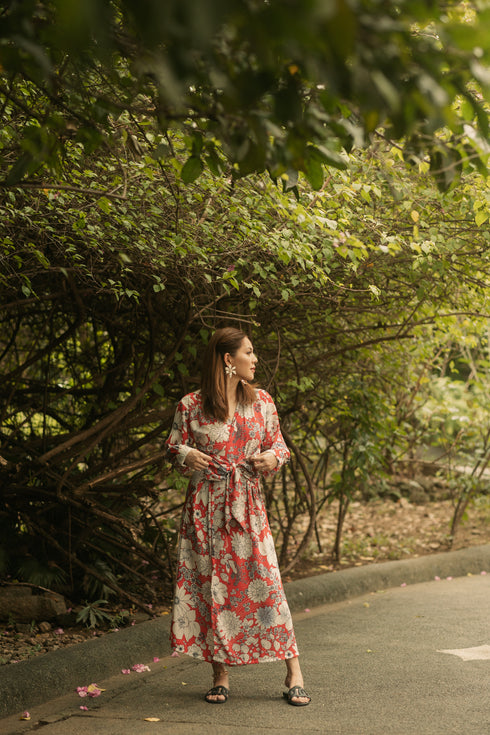 GET SPOTTED SHOP STOCKS BFM x LDG 4: Damaris Premium Robe Dress