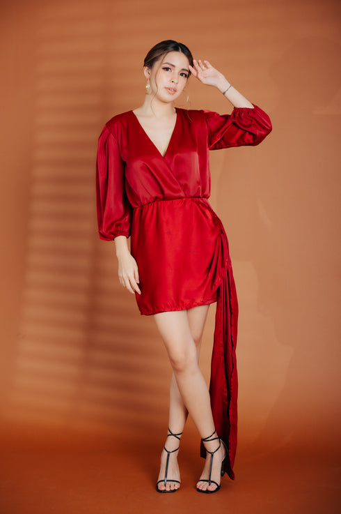 Alhambra x GS: The Miuccia Stylish Silk Dress in Holiday Red