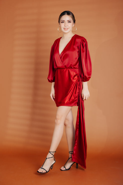Alhambra x GS: The Miuccia Stylish Silk Dress in Holiday Red