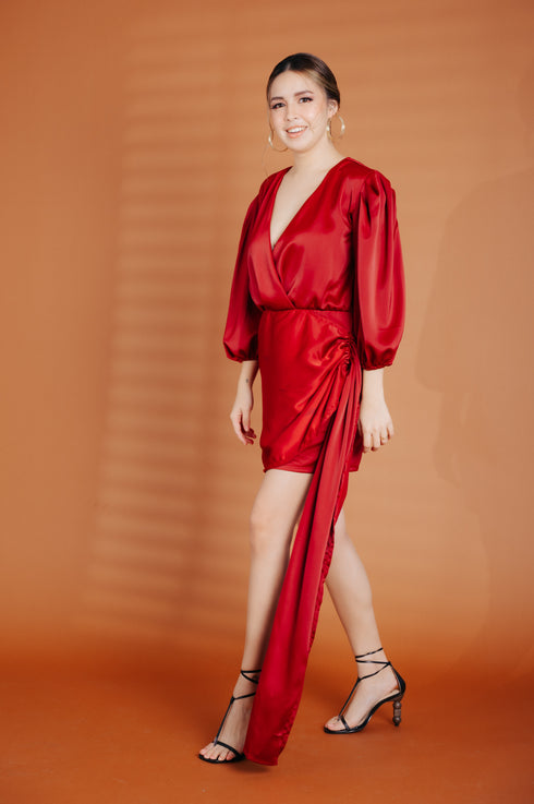 Alhambra x GS: The Miuccia Stylish Silk Dress in Holiday Red
