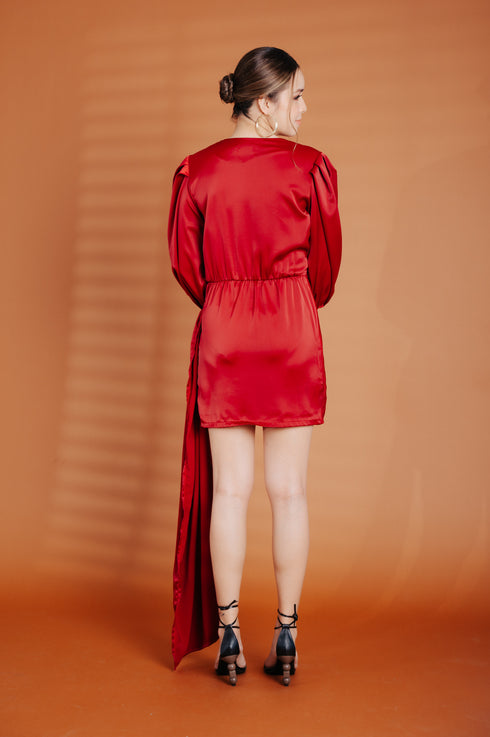 Alhambra x GS: The Miuccia Stylish Silk Dress in Holiday Red