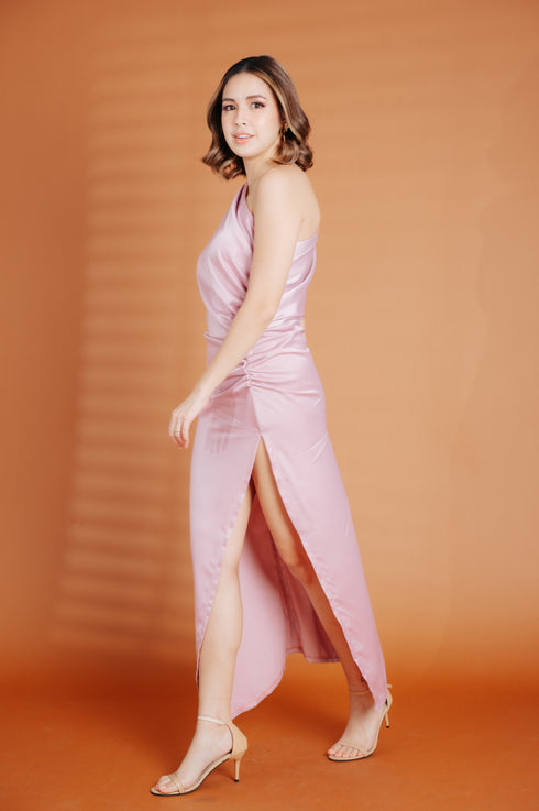 Alhambra x GS: The Stefano Long Gown in Blush